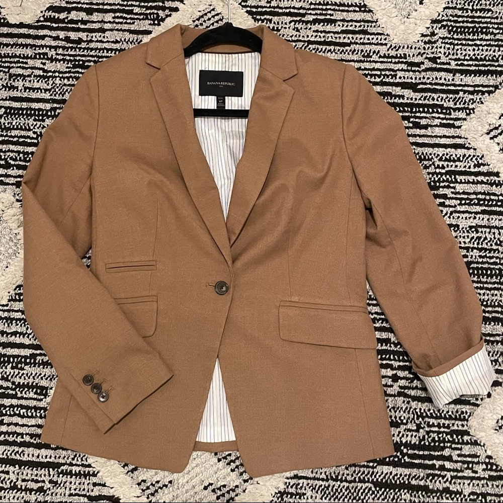 Banana Republic petit blazer
